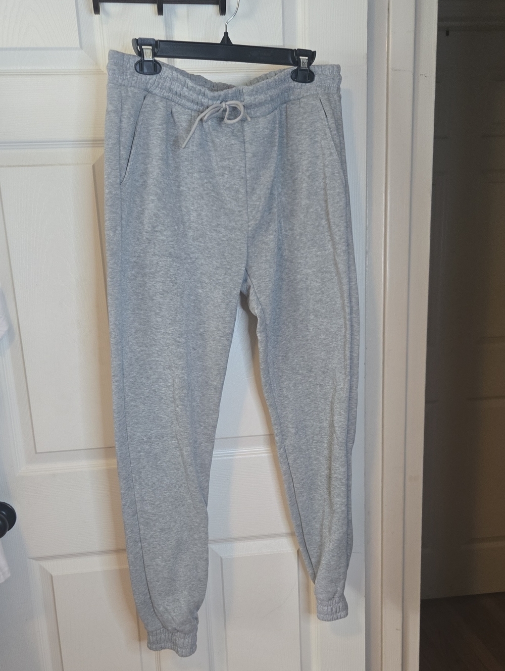 Light Gray Drawstring Jogger Sweatpants Universal NWOT